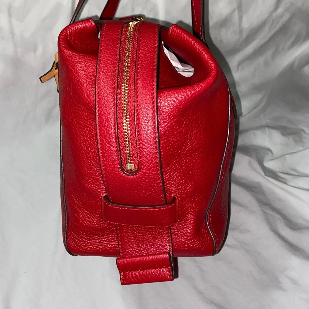 Nwot HTF color Tory Burch Perry Satchel in Red